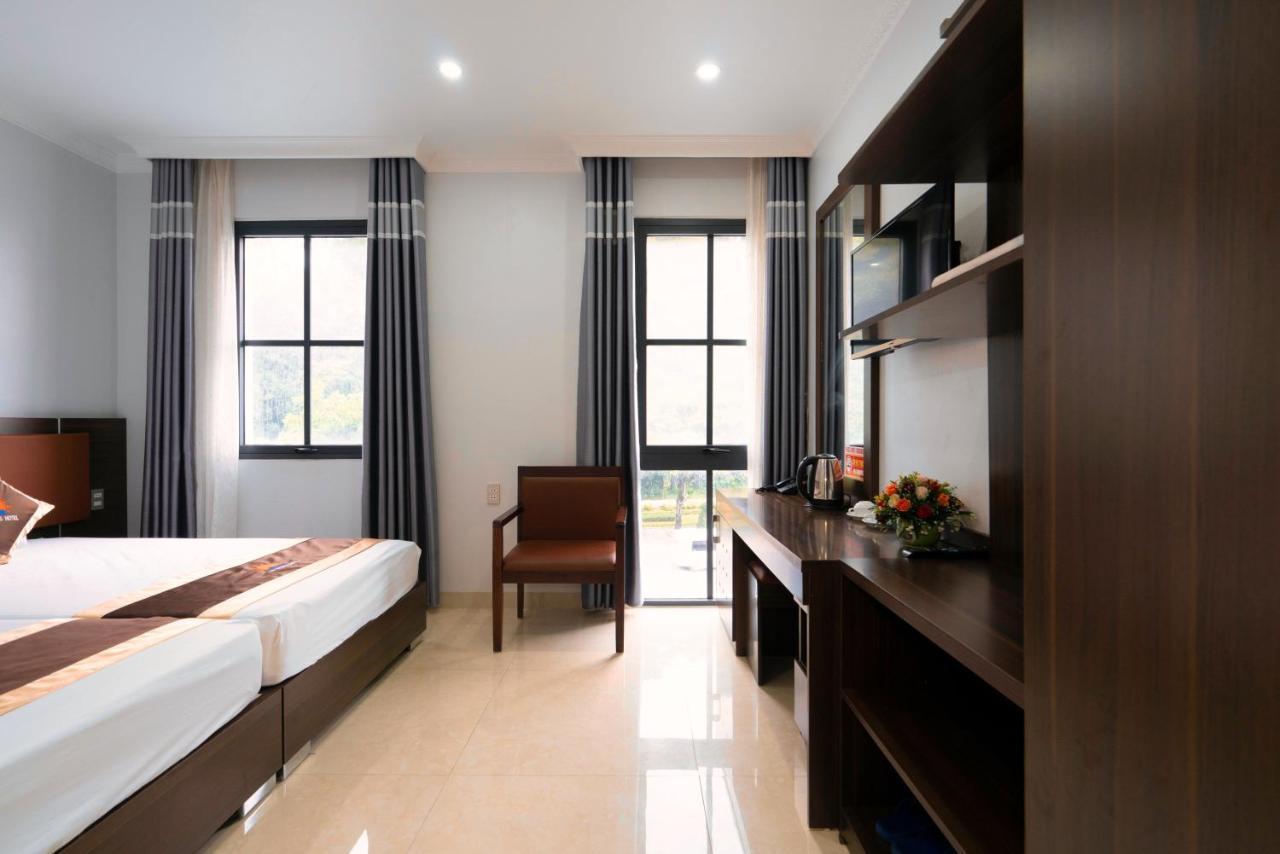 De Charm Ha Long Hotel Buitenkant foto